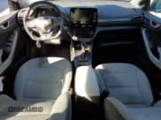 ✅ 2021 Hyundai Ioniq SE • VIN: KMHC75LC2MU248546 • Lot: 46315855. Wystawiony na Copart z przebiegiem 347 942 mil. Bezpłatny archiwum sprzedaży aukcyjnych z USA i szczegółowy raport historii pojazdu na DreamBid. Zdjęcie 8.