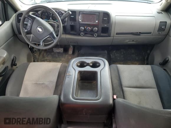 ✅ 2007 Chevrolet Silverado 2500HD Work Truck • VIN: 1GCHC29K77E587336 • Лот: 71657525. Опубликован ранее на Copart с пробегом 236 018 миль. Бесплатный доступ к архиву аукционных продаж из США и подробный отчёт об истории автомобиля на DreamBid. Изображение 8.