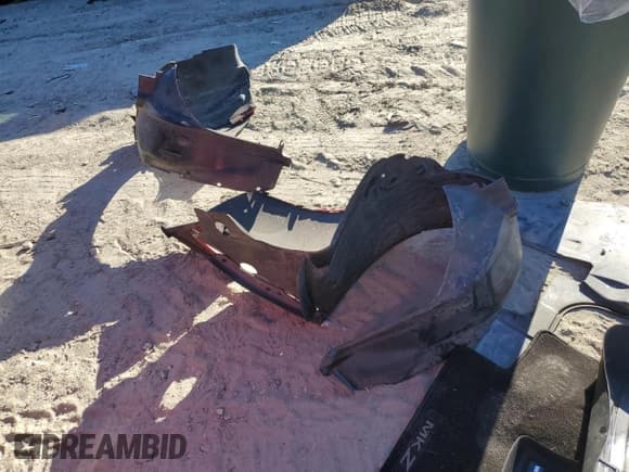 ✅ 2012 Lincoln MKZ • VIN: 3LNHL2GC4CR814738 • Лот: 89440395. Опубликован ранее на Copart с пробегом 158 296 миль. Бесплатный доступ к архиву аукционных продаж из США и подробный отчёт об истории автомобиля на DreamBid. Изображение 12.