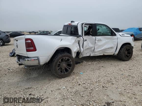 2020 Ram 1500 Laramie with VIN 1C6RREDT4LN121272, listed as a Copart auction lot 54503725 with 103,706 mi miles and Clean title. Bid and sale history available at DreamBid. Image 3.