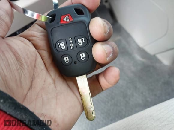 ✅ 2012 Honda Odyssey EX • VIN: 5FNRL5H40CB076472 • Lot: 43221949. Wystawiony na IAAI z przebiegiem 167 011 mil. Bezpłatny archiwum sprzedaży aukcyjnych z USA i szczegółowy raport historii pojazdu na DreamBid. Zdjęcie 11.