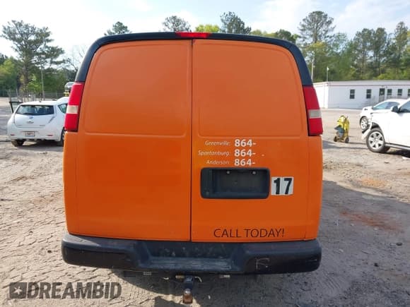 ✅ 2012 Chevrolet Express Cargo • VIN: 1GCWGGBA3C1167925 • Lot: 42068275. Listed on IAAI with 313,006 mi. Free auction sales archive from the USA and detailed vehicle history report at DreamBid. Image 16.