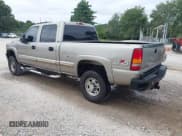 ✅ 2001 Chevrolet Silverado 2500HD LS • VIN: 1GCHK23U01F197127 • Лот: 42894034. Опубликован ранее на IAAI с пробегом 423 848 миль. Бесплатный доступ к архиву аукционных продаж из США и подробный отчёт об истории автомобиля на DreamBid. Изображение 3.