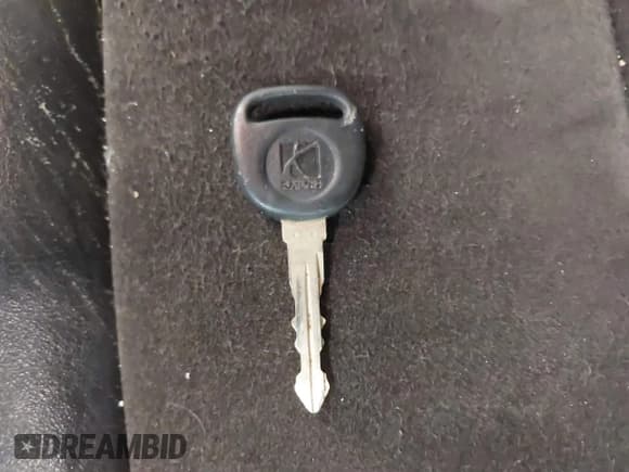 ✅ 2006 Saturn VUE • VIN: 5GZCZ63456S891984 • Lot: 41481690. Wystawiony na IAAI z przebiegiem 127 666 mil. Bezpłatny archiwum sprzedaży aukcyjnych z USA i szczegółowy raport historii pojazdu na DreamBid. Zdjęcie 11.