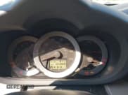 ✅ 2008 Toyota RAV4 • VIN: JTMBD33V986076427 • Лот: 43220576. Опубликован ранее на IAAI с пробегом 104 889 миль. Бесплатный доступ к архиву аукционных продаж из США и подробный отчёт об истории автомобиля на DreamBid. Изображение 7.