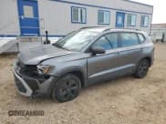 ✅ 2025 Volkswagen Taos S • VIN: 3VV5C7B27SM006058 • Лот: 92942825. Опубликован ранее на Copart с пробегом 19 529 миль. Бесплатный доступ к архиву аукционных продаж из США и подробный отчёт об истории автомобиля на DreamBid. Изображение 1.