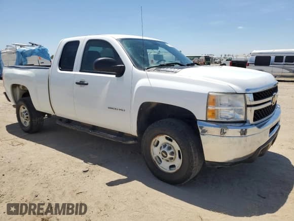 ✅ 2013 Chevrolet Silverado 2500HD Work Truck • VIN: 1GC2KVCG3DZ357313 • Lot: 57144195. Wystawiony na Copart z przebiegiem 293 896 mil. Bezpłatny archiwum sprzedaży aukcyjnych z USA i szczegółowy raport historii pojazdu na DreamBid. Zdjęcie 4.
