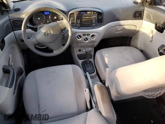 2011 Hyundai Accent GLS z VIN KMHCN4AC8BU617197, wystawiony jako Copart lot #78658214 z przebiegiem 130 327 mil mil oraz Szkoda całkowita • Salvage title. Historia ofert i sprzedaży dostępna na DreamBid. Obrazek 8.