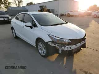 2019 Chevrolet Cruze LT z VIN 1G1BE5SMXK7129521, wystawiony jako Copart lot #66386592 z przebiegiem 48 119 mil mil oraz . Historia ofert i sprzedaży dostępna na DreamBid. Obrazek 1.