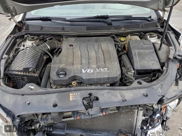 ✅ 2013 Buick LaCrosse Leather • VIN: 1G4GC5E34DF229625 • Lot: 94526465. Wystawiony na Copart z przebiegiem 123 089 mil. Bezpłatny archiwum sprzedaży aukcyjnych z USA i szczegółowy raport historii pojazdu na DreamBid. Zdjęcie 11.