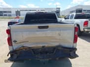 ✅ 2019 Chevrolet Silverado 1500 Work Truck • VIN: 3GCUYAEF9KG273501 • Лот: 43281296. Опубликован ранее на IAAI с пробегом 215 604 миль. Бесплатный доступ к архиву аукционных продаж из США и подробный отчёт об истории автомобиля на DreamBid. Изображение 16.