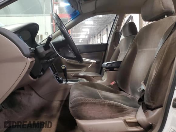 ✅ 1995 Honda Accord LX • VIN: JHMCD5636SC063023 • Лот: 60686105. Опубликован ранее на Copart с пробегом 206 034 миль. Бесплатный доступ к архиву аукционных продаж из США и подробный отчёт об истории автомобиля на DreamBid. Изображение 7.