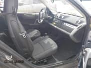 ✅ 2013 Smart fortwo Pure • VIN: WMEEJ3BA5DK663165 • Lot: 42291804. Wystawiony na IAAI z przebiegiem 105 074 mil. Bezpłatny archiwum sprzedaży aukcyjnych z USA i szczegółowy raport historii pojazdu na DreamBid. Zdjęcie 5.