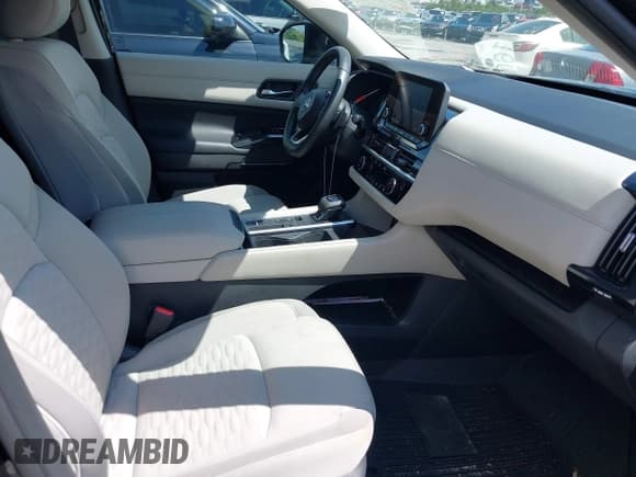 ✅ 2022 Nissan Pathfinder SV • VIN: 5N1DR3BB1NC239632 • Lot: 43030308. Listed on IAAI with 21,638 mi. Free auction sales archive from the USA and detailed vehicle history report at DreamBid. Image 5.