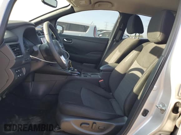 ✅ 2022 Nissan LEAF SV Plus • VIN: 1N4BZ1CV8NC555219 • Lot: 80743745. Wystawiony na Copart z przebiegiem 28 058 mil. Bezpłatny archiwum sprzedaży aukcyjnych z USA i szczegółowy raport historii pojazdu na DreamBid. Zdjęcie 7.