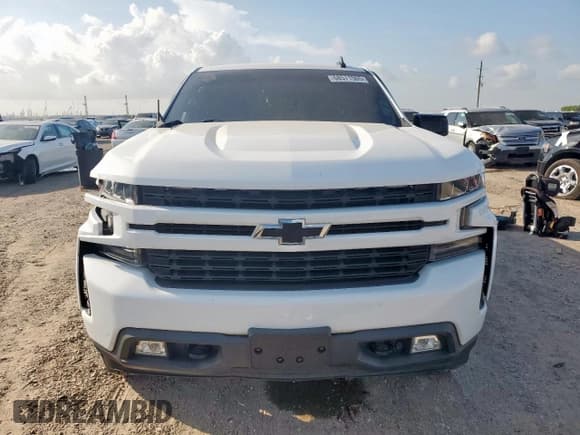 ✅ 2020 Chevrolet Silverado 1500 RST • VIN: 3GCUYEET5LG167917 • Lot: 68571565. Wystawiony na Copart z przebiegiem 119 328 mil. Bezpłatny archiwum sprzedaży aukcyjnych z USA i szczegółowy raport historii pojazdu na DreamBid. Zdjęcie 5.
