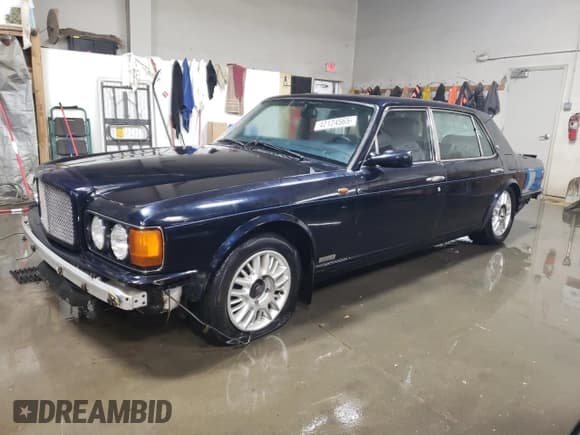 ✅ 1998 Bentley Brooklands • VIN: SCBZF19CXWCX66398 • Lot: 42124565. Listed on Copart with Not provided. Free auction sales archive from the USA and detailed vehicle history report at DreamBid. Image 1.