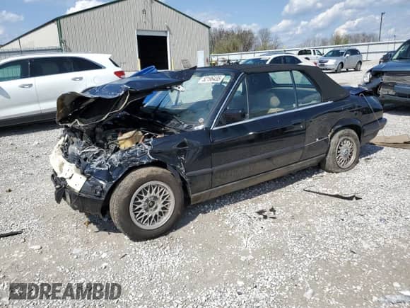 1992 BMW 3 Series z VIN WBABB2310NEC28108, wystawiony jako Copart lot #52196435 z przebiegiem 45 172 mil mil oraz Szkoda całkowita • Salvage title. Historia ofert i sprzedaży dostępna na DreamBid. Obrazek 1.