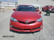 ✅ 2014 Toyota Camry SE • VIN: 4T1BK1FK0EU542213 • Лот: 81577435. Опубликован ранее на Copart с пробегом 112 109 миль. Бесплатный доступ к архиву аукционных продаж из США и подробный отчёт об истории автомобиля на DreamBid. Изображение 5.