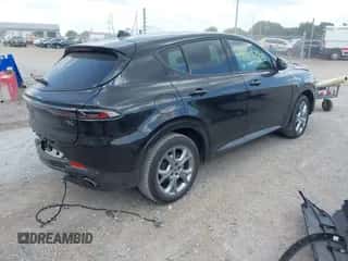 2024 Dodge Hornet R/T z VIN ZACPDFCW2R3A25907, wystawiony jako IAAI lot #42697908 z przebiegiem 25 131 mil mil oraz . Historia ofert i sprzedaży dostępna na DreamBid. Obrazek 4.