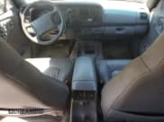 ✅ 2000 Dodge Durango • VIN: 1B4HS28N7YF242203 • Lot: 58715285. Wystawiony na Copart z przebiegiem 155 169 mil. Bezpłatny archiwum sprzedaży aukcyjnych z USA i szczegółowy raport historii pojazdu na DreamBid. Zdjęcie 8.