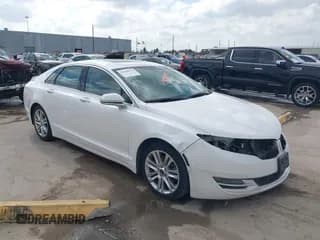 ✅ 2016 Lincoln MKZ • VIN: 3LN6L2GK0GR630062 • Lot: 41488123. Wystawiony na IAAI z przebiegiem 66 630 mil. Bezpłatny archiwum sprzedaży aukcyjnych z USA i szczegółowy raport historii pojazdu na DreamBid. Zdjęcie 1.