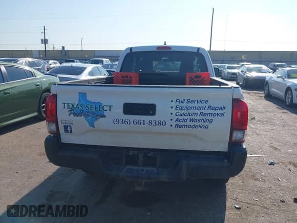 ✅ 2019 Toyota Tacoma SR • VIN: 5TFRX5GNXKX142724 • Lot: 43162397. Listed on IAAI with 80,734 mi. Free auction sales archive from the USA and detailed vehicle history report at DreamBid. Image 15.