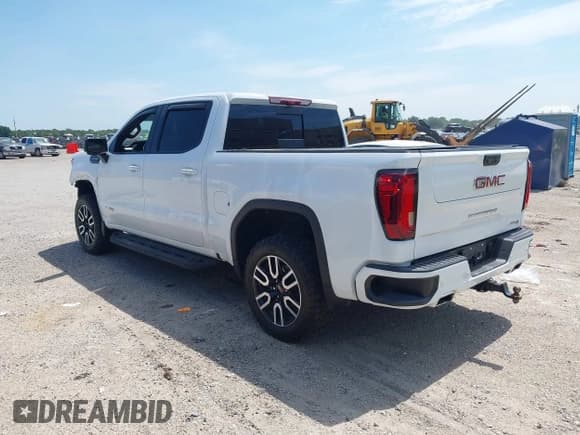 ✅ 2024 GMC Sierra 1500 AT4 • VIN: 3GTUUEEL5RG422487 • Лот: 42669271. Опубликован ранее на IAAI с пробегом 17 056 миль. Бесплатный доступ к архиву аукционных продаж из США и подробный отчёт об истории автомобиля на DreamBid. Изображение 3.