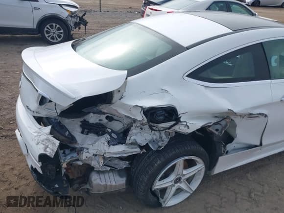 ✅ 2018 Mercedes-Benz C 300 • VIN: WDDWJ4KB9JF707390 • Lot: 41541150. Listed on IAAI with 92,045 mi. Free auction sales archive from the USA and detailed vehicle history report at DreamBid. Image 6.