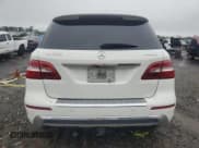 ✅ 2014 Mercedes-Benz M 550 • VIN: 4JGDA7DB0EA413908 • Лот: 69265035. Опубликован ранее на Copart с пробегом 136 019 миль. Бесплатный доступ к архиву аукционных продаж из США и подробный отчёт об истории автомобиля на DreamBid. Изображение 6.