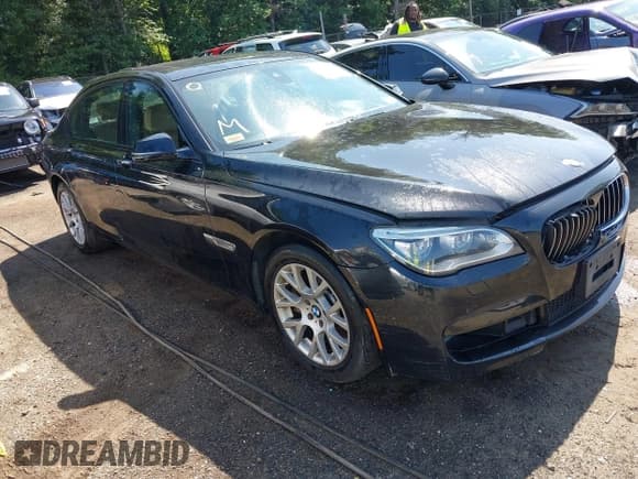 ✅ 2014 BMW 7 Series ALPINA B7 • VIN: WBAYE8C54ED134792 • Lot: 42525127. Wystawiony na IAAI z przebiegiem 96 631 mil. Bezpłatny archiwum sprzedaży aukcyjnych z USA i szczegółowy raport historii pojazdu na DreamBid. Zdjęcie 1.