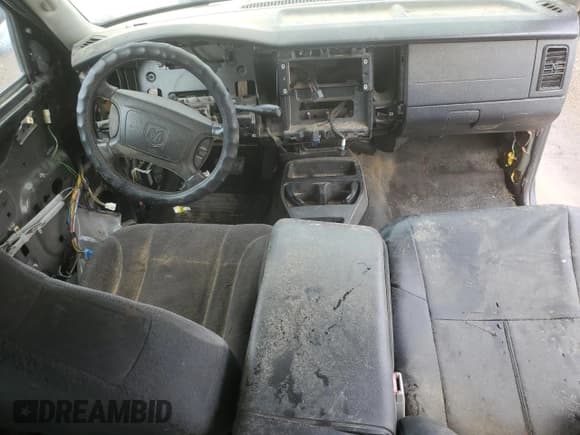 ✅ 2004 Dodge Dakota SLT • VIN: 1D7HG48N14S782721 • Lot: 58902485. Wystawiony na Copart z przebiegiem Nie podano. Bezpłatny archiwum sprzedaży aukcyjnych z USA i szczegółowy raport historii pojazdu na DreamBid. Zdjęcie 8.