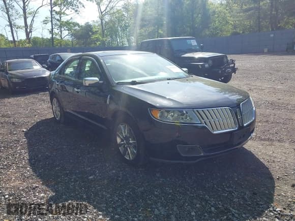 ✅ 2010 Lincoln MKZ • VIN: 3LNHL2JC5AR640474 • Lot: 42250379. Wystawiony na IAAI z przebiegiem 163 398 mil. Bezpłatny archiwum sprzedaży aukcyjnych z USA i szczegółowy raport historii pojazdu na DreamBid. Zdjęcie 1.