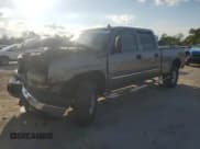 ✅ 2006 Chevrolet Silverado 2500HD LT2 • VIN: 1GCHK23D26F235335 • Lot: 53689785. Wystawiony na Copart z przebiegiem 68 350 mil. Bezpłatny archiwum sprzedaży aukcyjnych z USA i szczegółowy raport historii pojazdu na DreamBid. Zdjęcie 1.