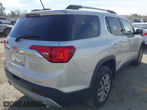 ✅ 2019 GMC Acadia SLE • VIN: 1GKKNSLS1KZ140788 • Lot: 41636885. Listed on IAAI with 175,988 mi. Free auction sales archive from the USA and detailed vehicle history report at DreamBid. Image 4.