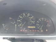 ✅ 2000 Lexus RX 300 • VIN: JT6HF10U6Y0162955 • Lot: 42379478. Listed on IAAI with 217,167 mi. Free auction sales archive from the USA and detailed vehicle history report at DreamBid. Image 7.