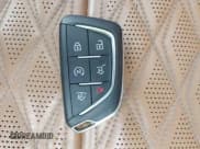 ✅ 2023 Cadillac Escalade ESV 4WD Premium Luxury • VIN: 1GYS4KKL3PR114963 • Lot: 43682968. Wystawiony na IAAI z przebiegiem 32 759 mil. Bezpłatny archiwum sprzedaży aukcyjnych z USA i szczegółowy raport historii pojazdu na DreamBid. Zdjęcie 11.