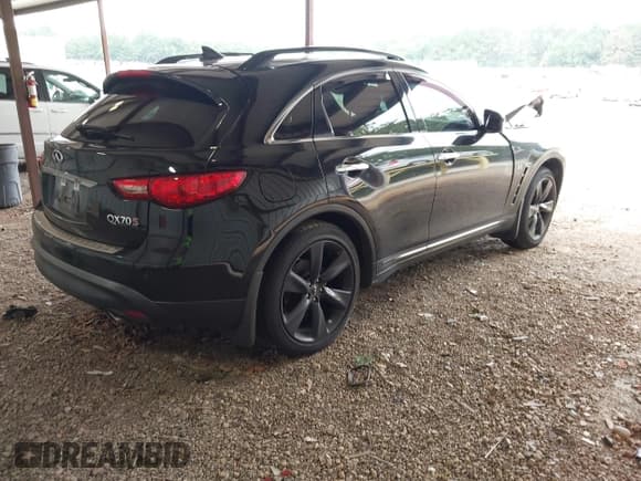 ✅ 2017 Infiniti QX70 • VIN: JN8CS1MU0HM142710 • Lot: 43051286. Wystawiony na IAAI z przebiegiem 99 883 mil. Bezpłatny archiwum sprzedaży aukcyjnych z USA i szczegółowy raport historii pojazdu na DreamBid. Zdjęcie 4.