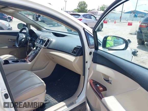 ✅ 2012 Toyota Venza LE • VIN: 4T3BA3BB7CU029386 • Лот: 42559059. Опубликован ранее на IAAI с пробегом 195 126 миль. Бесплатный доступ к архиву аукционных продаж из США и подробный отчёт об истории автомобиля на DreamBid. Изображение 5.
