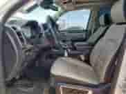 2022 Ram 1500 Limited z VIN 1C6SRFHT6NN132505, wystawiony jako Copart lot #65553465 z przebiegiem 46 926 mil mil oraz Szkoda całkowita • Salvage title. Historia ofert i sprzedaży dostępna na DreamBid. Obrazek 7.