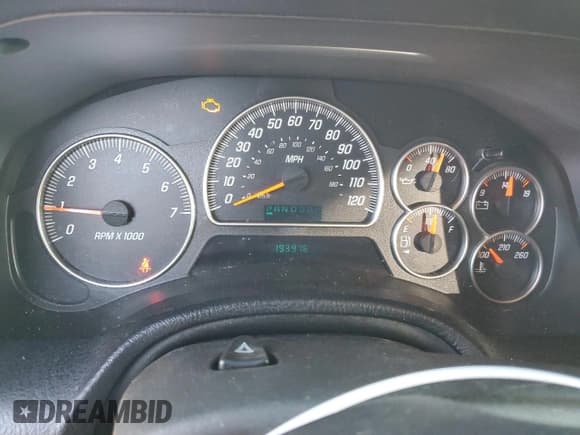 ✅ 2005 GMC Envoy SLE • VIN: 1GKDT13S752273478 • Лот: 90751995. Опубликован ранее на Copart с пробегом 193 976 миль. Бесплатный доступ к архиву аукционных продаж из США и подробный отчёт об истории автомобиля на DreamBid. Изображение 9.