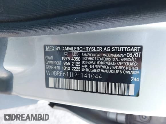 ✅ 2002 Mercedes-Benz C 230/260/280/320 • VIN: WDBRF61J12F141044 • Lot: 41424841. Wystawiony na IAAI z przebiegiem 304 862 mil. Bezpłatny archiwum sprzedaży aukcyjnych z USA i szczegółowy raport historii pojazdu na DreamBid. Zdjęcie 9.