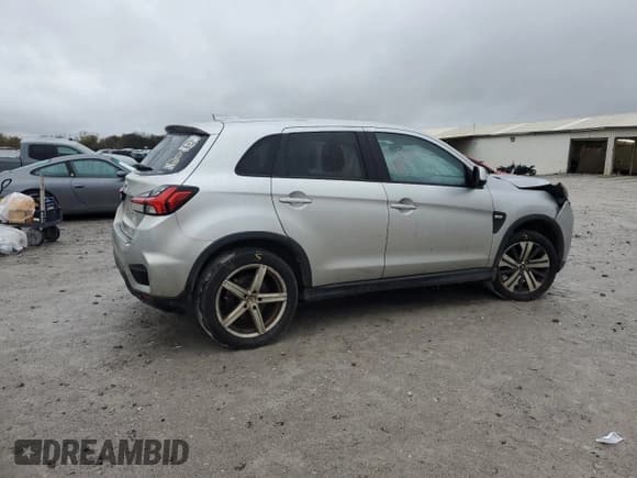 ✅ 2023 Mitsubishi Outlander ES • VIN: JA4ARUAU5PU009339 • Lot: 90582875. Wystawiony na Copart z przebiegiem 147 331 mil. Bezpłatny archiwum sprzedaży aukcyjnych z USA i szczegółowy raport historii pojazdu na DreamBid. Zdjęcie 3.