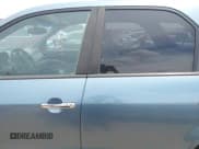 ✅ 2005 Acura MDX Touring • VIN: 2HNYD18855H560102 • Lot: 42996873. Listed on IAAI with 174,375 mi. Free auction sales archive from the USA and detailed vehicle history report at DreamBid. Image 14.