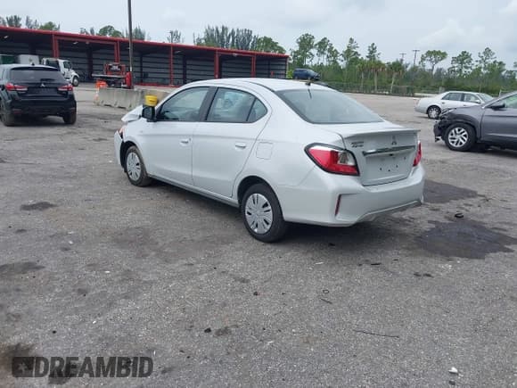 ✅ 2024 Mitsubishi Mirage ES • VIN: ML32FUFJ3RHF12726 • Lot: 42405534. Wystawiony na IAAI z przebiegiem 1 861 mil. Bezpłatny archiwum sprzedaży aukcyjnych z USA i szczegółowy raport historii pojazdu na DreamBid. Zdjęcie 3.