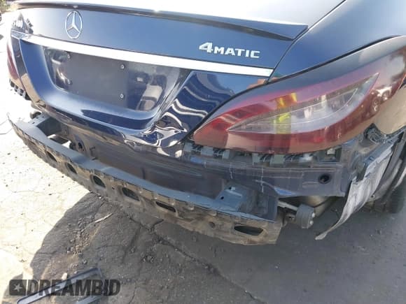 ✅ 2016 Mercedes-Benz CLS 400 • VIN: WDDLJ6FB7GA163860 • Lot: 43530429. Wystawiony na IAAI z przebiegiem 84 319 mil. Bezpłatny archiwum sprzedaży aukcyjnych z USA i szczegółowy raport historii pojazdu na DreamBid. Zdjęcie 18.