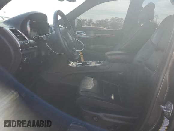 ✅ 2018 Jeep Grand Cherokee Sterling • VIN: 1C4RJFBG8JC369772 • Lot: 85105615. Listed on Copart with 84,686 mi. Free auction sales archive from the USA and detailed vehicle history report at DreamBid. Image 7.