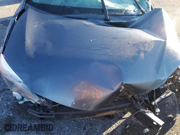 ✅ 2018 Toyota Corolla SE • VIN: 2T1BURHE6JC065265 • Lot: 82634935. Wystawiony na Copart z przebiegiem Nie podano. Bezpłatny archiwum sprzedaży aukcyjnych z USA i szczegółowy raport historii pojazdu na DreamBid. Zdjęcie 11.