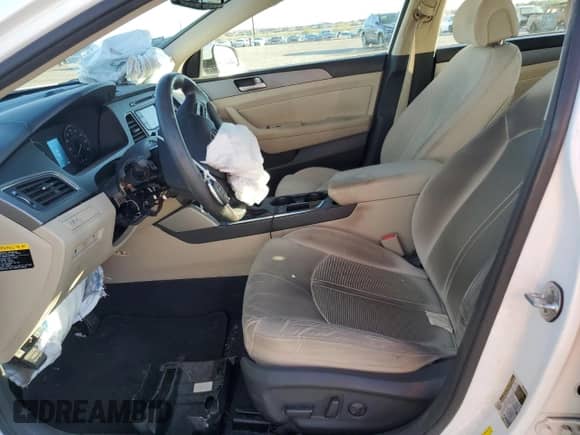 2015 Hyundai Sonata SE z VIN 5NPE24AF0FH194471, wystawiony jako Copart lot #82491495 z przebiegiem 70 638 mil mil oraz Szkoda całkowita • Salvage title. Historia ofert i sprzedaży dostępna na DreamBid. Obrazek 7.