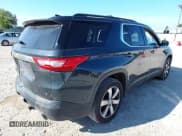 ✅ 2020 Chevrolet Traverse LT • VIN: 1GNERHKW4LJ127027 • Lot: 43148957. Wystawiony na IAAI z przebiegiem 141 932 mil. Bezpłatny archiwum sprzedaży aukcyjnych z USA i szczegółowy raport historii pojazdu na DreamBid. Zdjęcie 4.